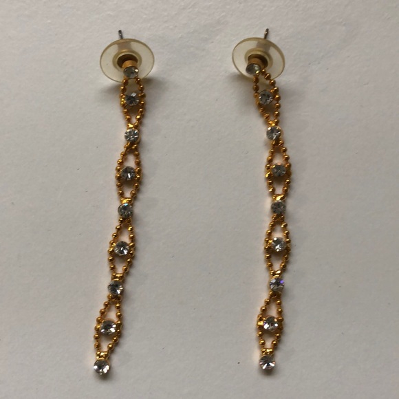 Earrings - Picture 2 of 4